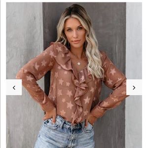 NEW VICI UP IN SPACE STAR RUFFLE BLOUSE, S
